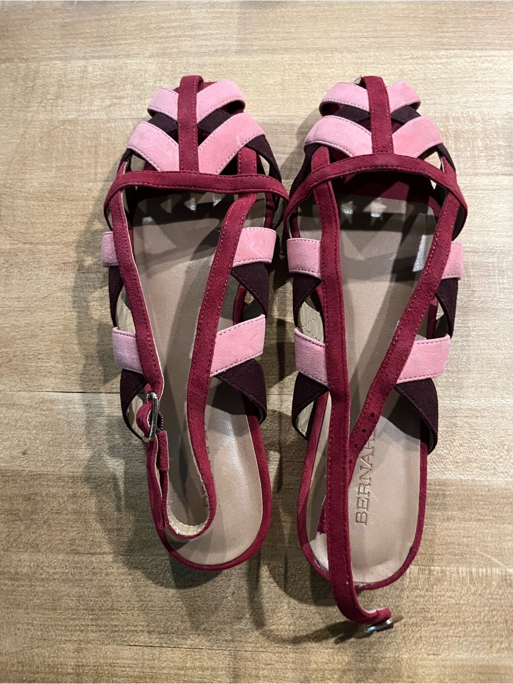 Bernardo Women's Strappy Slingback Sandals in Pink and Burgundy 8.5